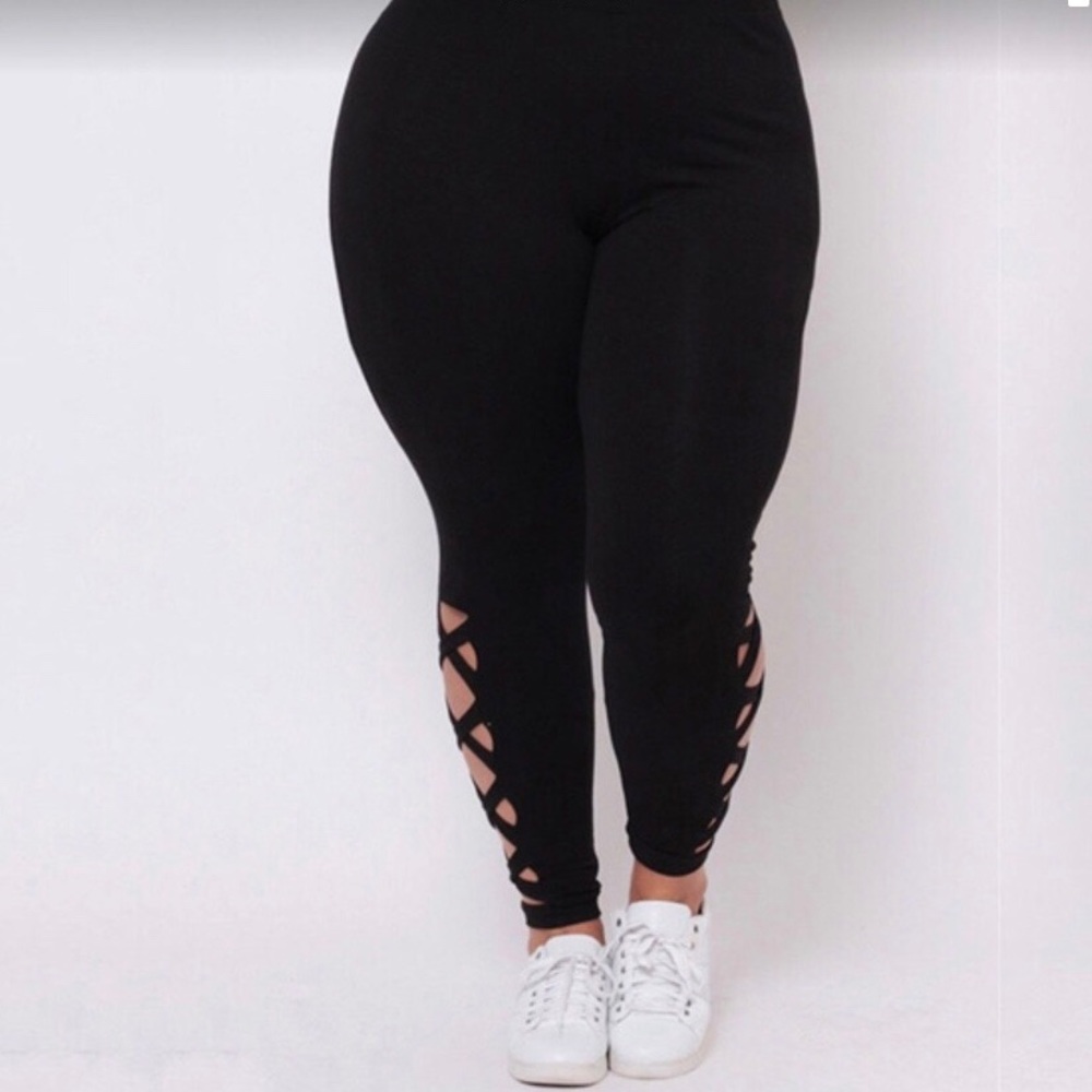 Lattice Trim Leggings